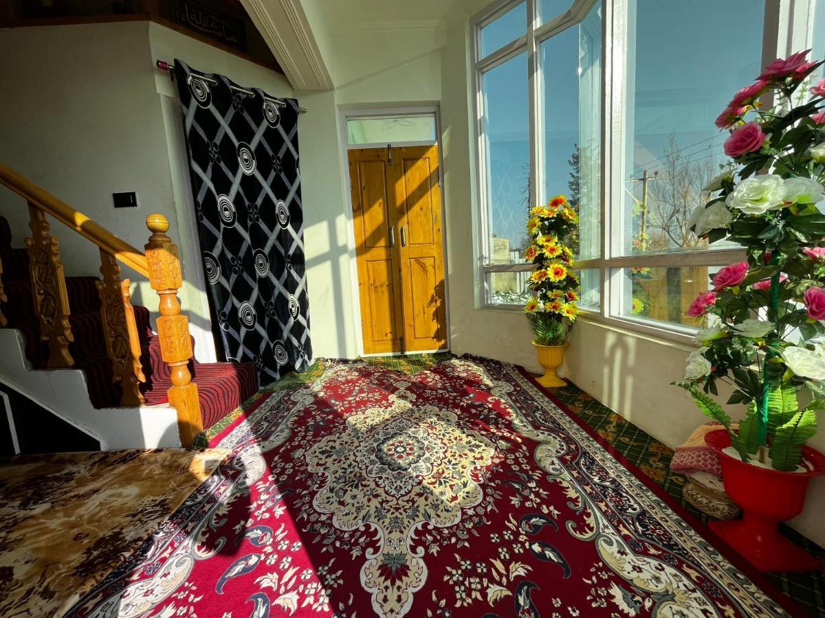 Everest Guest House 굴마르그 외부 사진