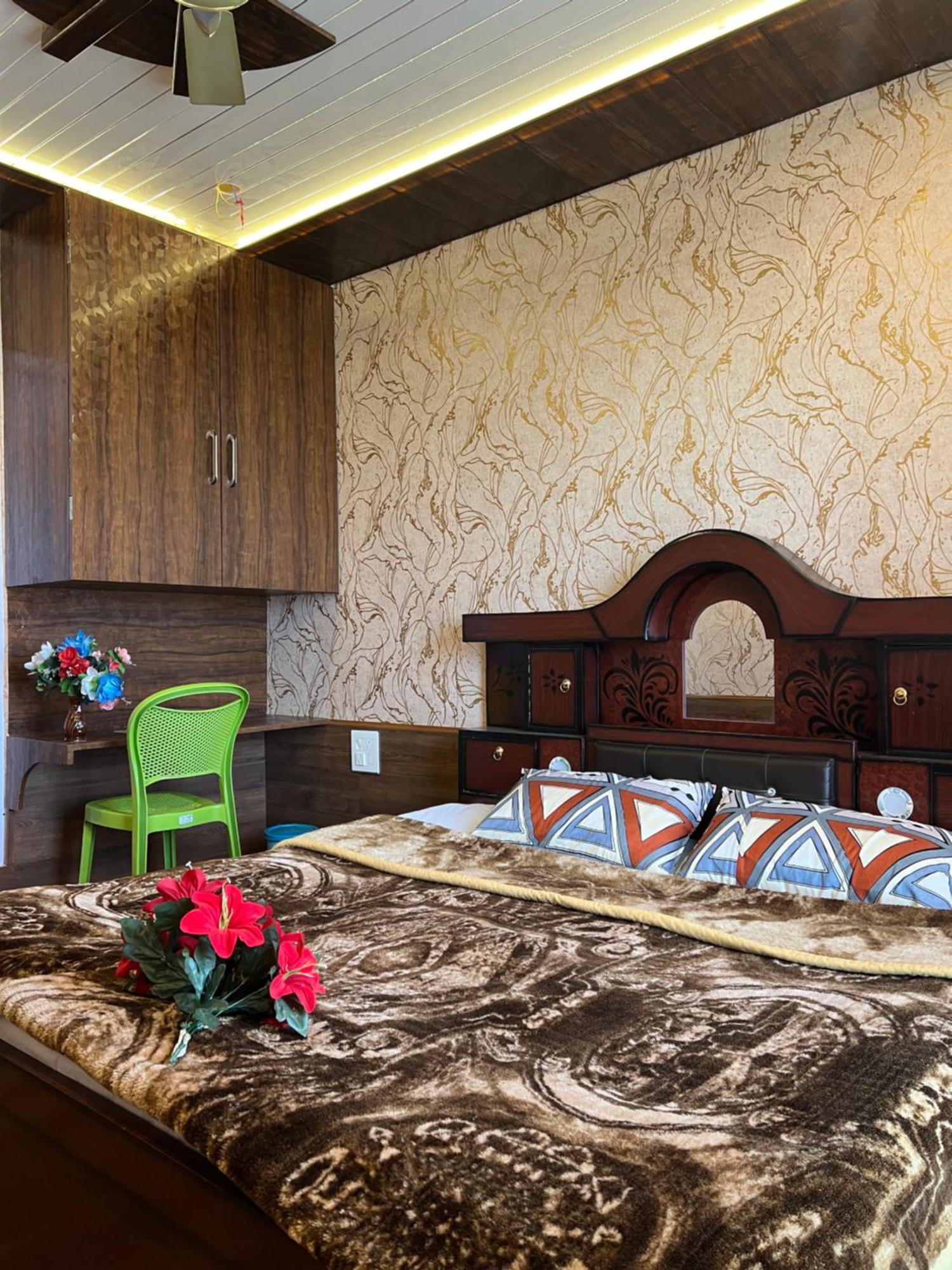 Everest Guest House 굴마르그 외부 사진